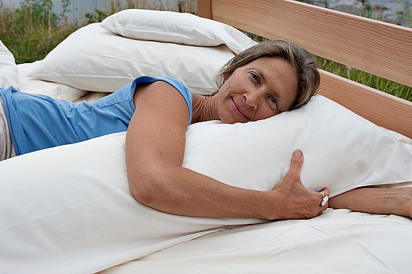 Ways to Use Pillows to Get Better Sleep & Reduce Pain