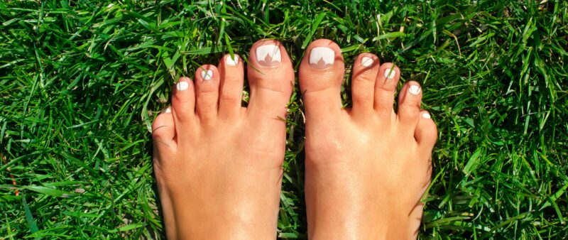 Earthing 101: What It Is, How It Works, and Why You Should Try It 2