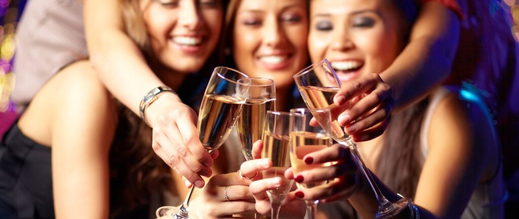 Toasting Without Troubles: Enjoying Alcohol Responsibly During the Holiday Season 1