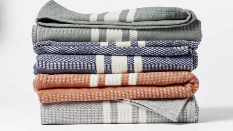 Four organic cotton blankets